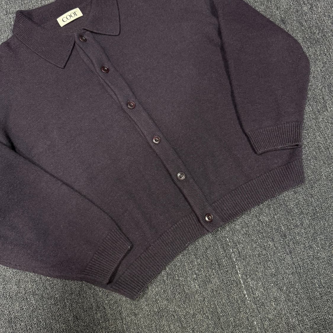 Coor 22년 탑필 카라 퍼플 가디건 상품이미지3