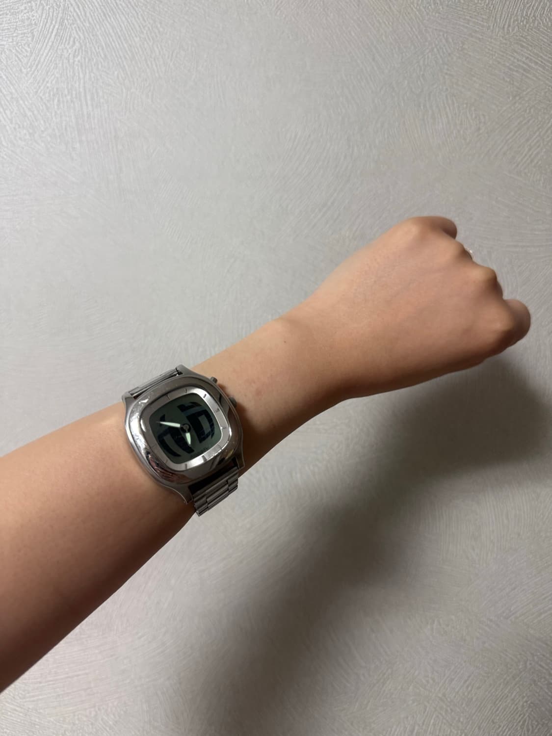 Fossil big tic 디지털 시계 상품이미지1