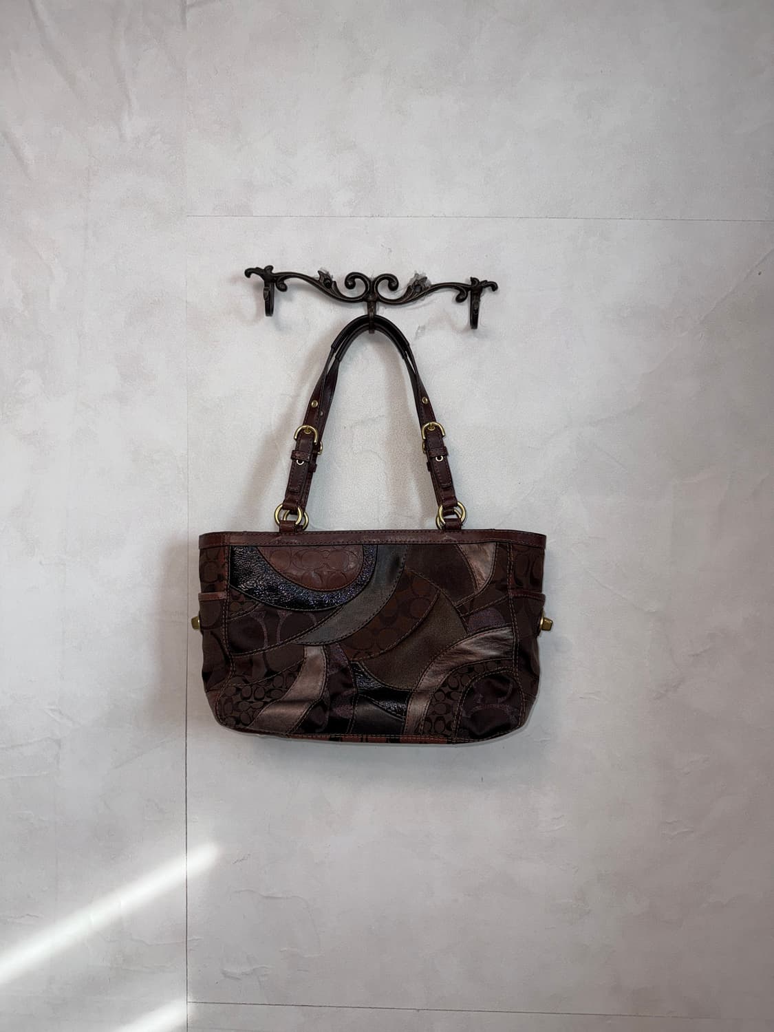 Coach brown multi pattern patchwork 숄더백 상품이미지5