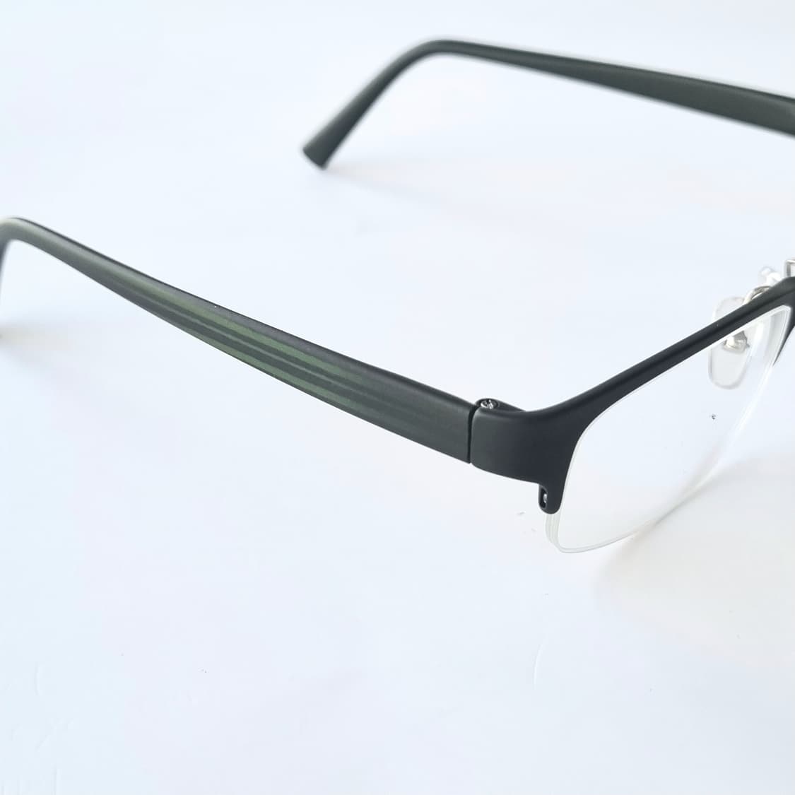 데드스탁 초경량 코받침있는 뿔테 안경테 685 상품이미지7