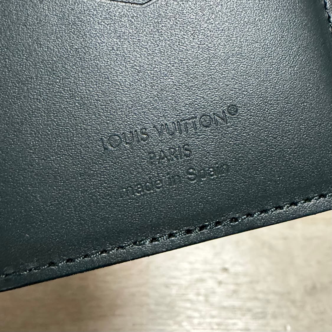 [새상품/선물가능] 루이비통 쉐도우 모노그램 오거나이저 카드지갑 상품이미지5