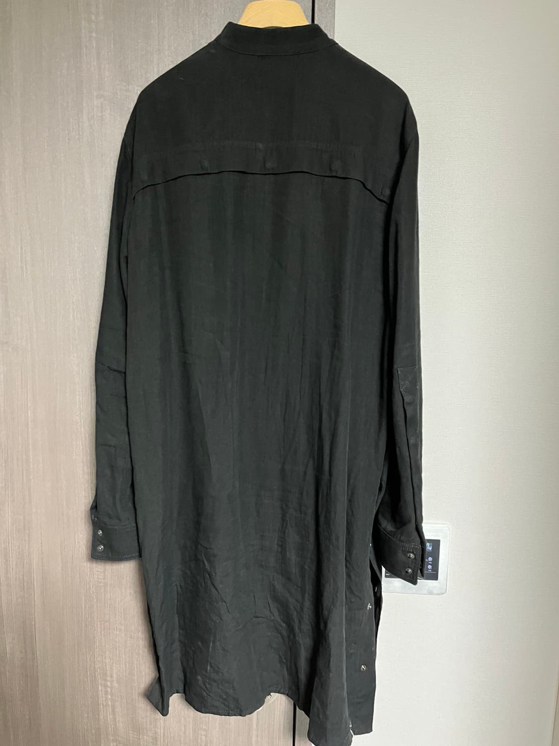 안드레아 야콥 남성 블랙 롱 셔츠 상품이미지2