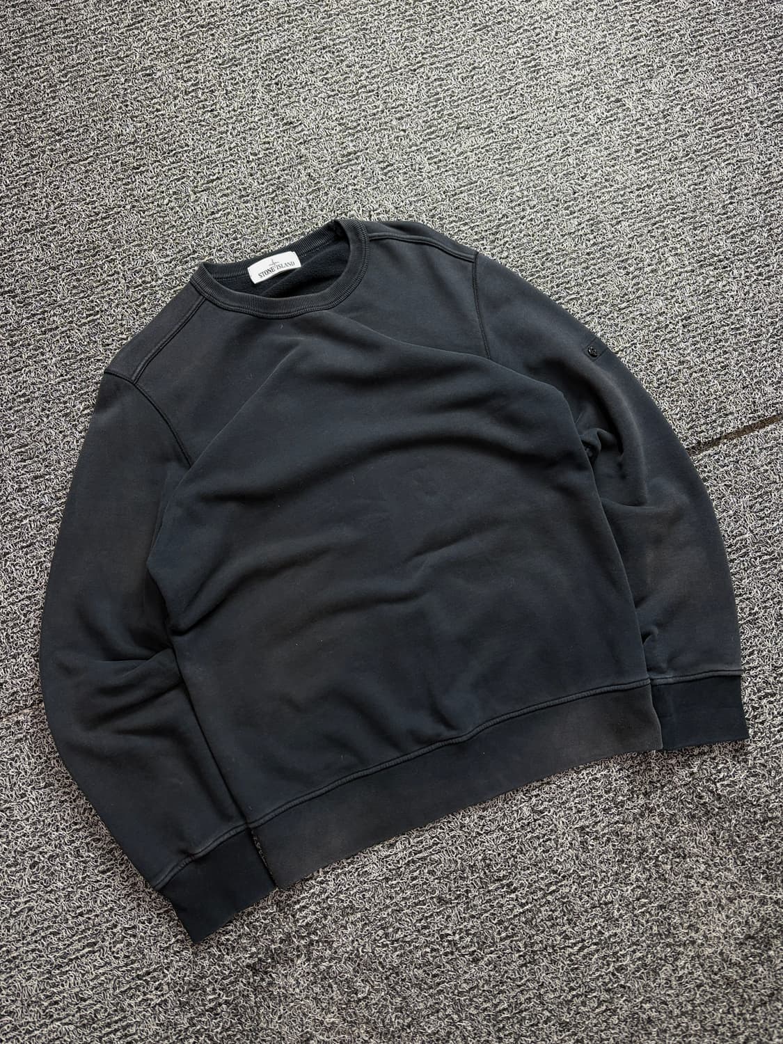 스톤아일랜드 정품 블랙 크루넥 코튼 맨투맨 2508 상품이미지1