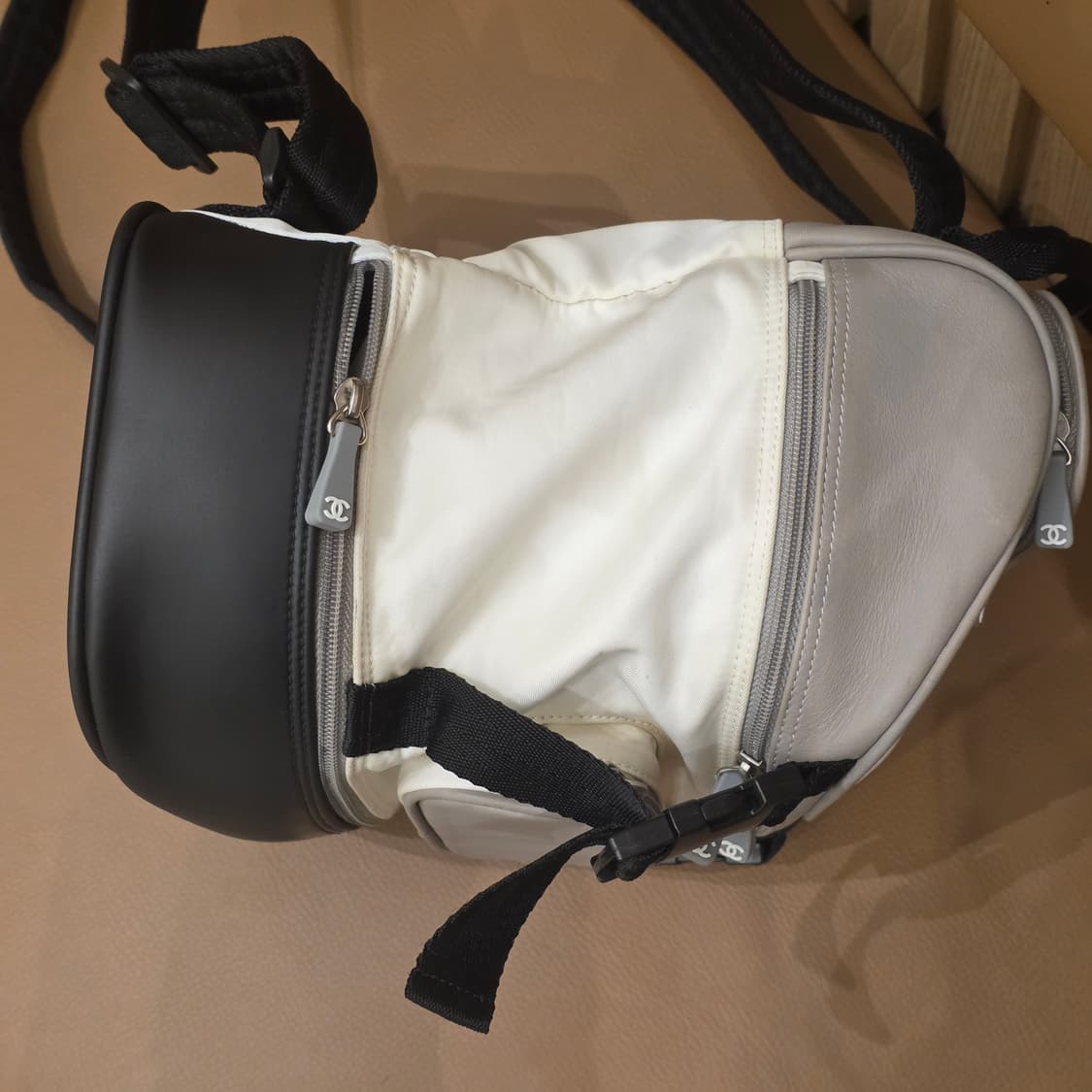 샤넬 스포츠라인 백팩 6번대 스몰 상품이미지2