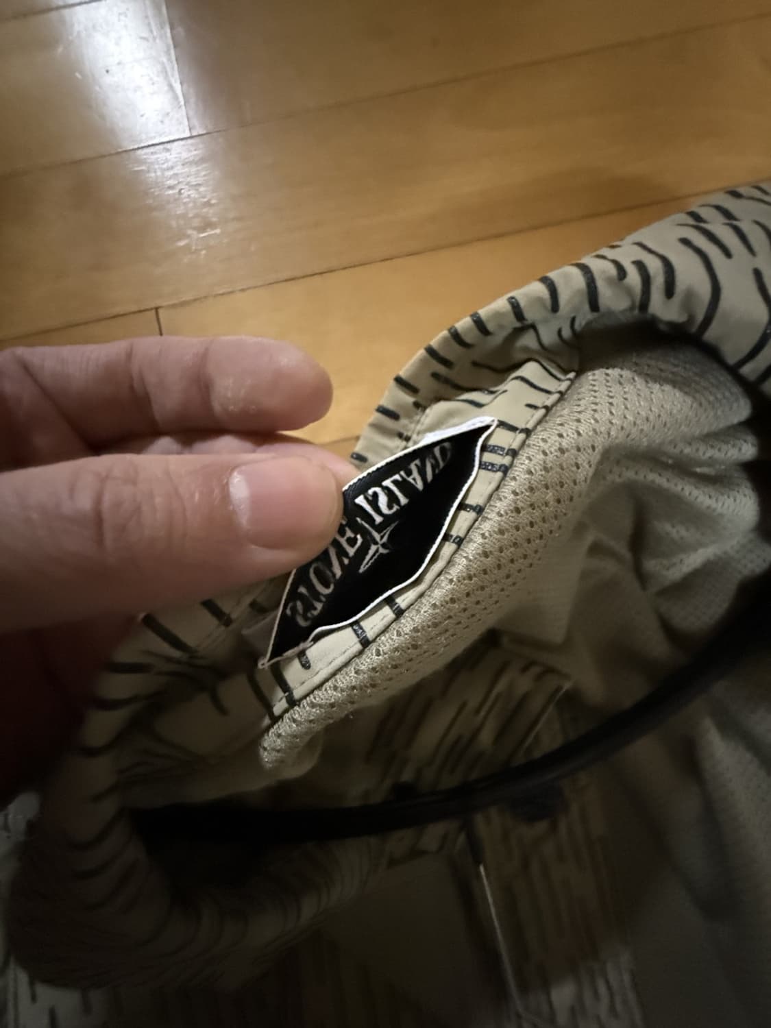 스톤아일랜드 리플렉티브 레인 카모 오버셔츠 상품이미지7