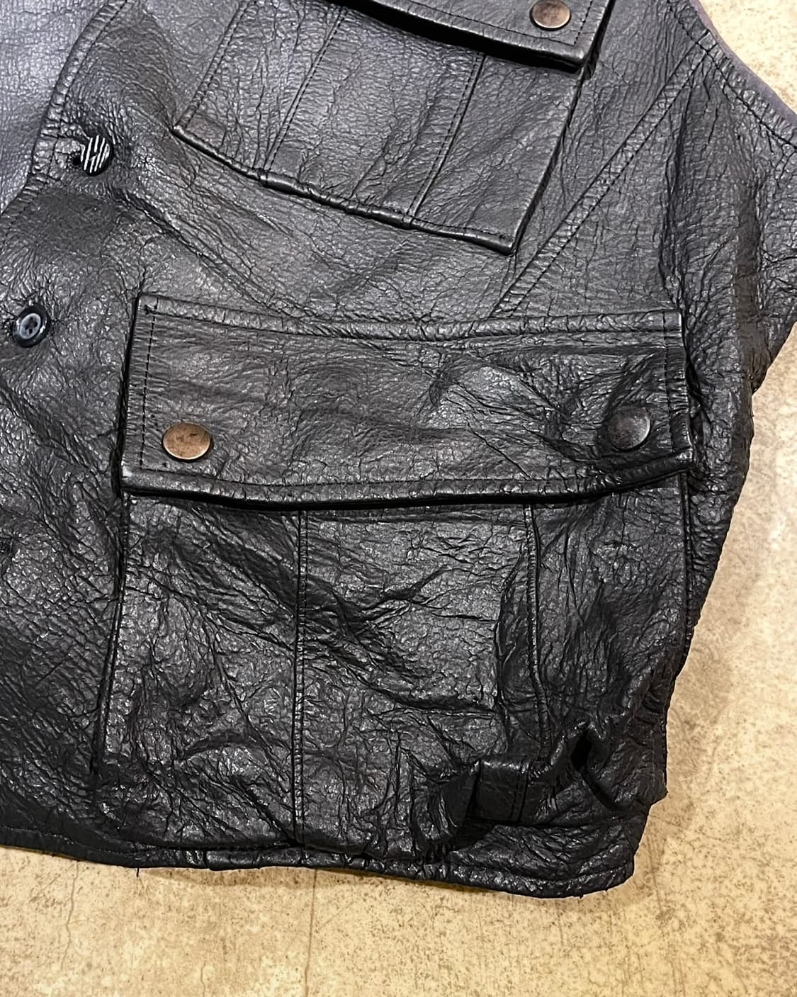 Yohji Yamamoto 옴므 카피바라 레더 베스트 (B5167) 상품이미지4