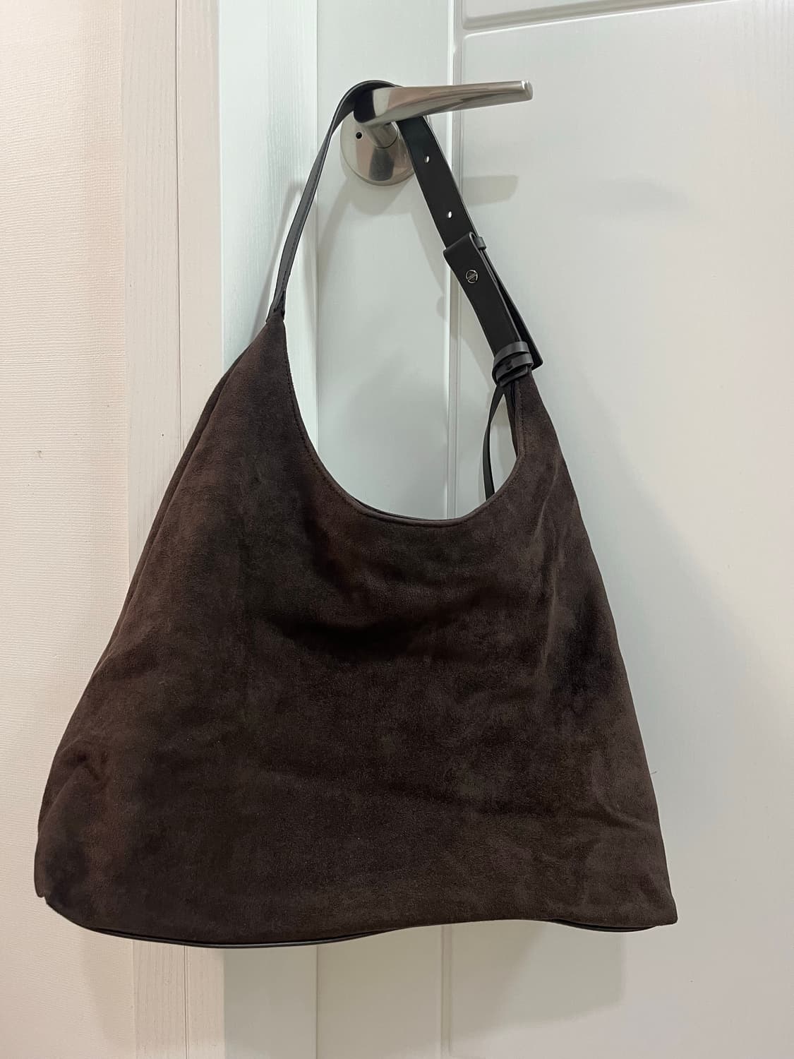 오브히 플럼 스웨이드 호보백 Flume Suede Hobo Bag 상품이미지2