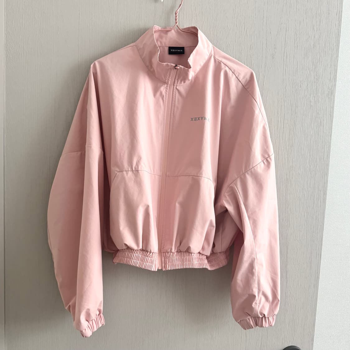 (s) 젝시믹스 하이넥 크롭 점퍼 상품이미지1