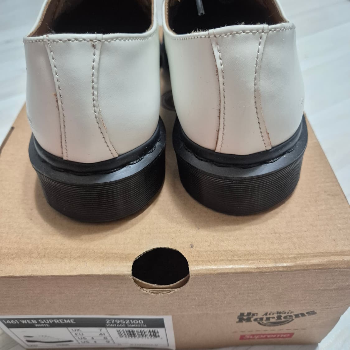 닥터마틴 슈프림 스파이더웹 us8 상품이미지6