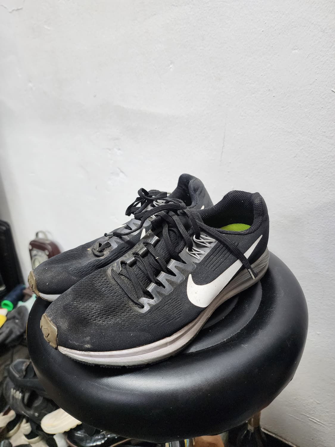 나이키 ZOOM 베이직 운동화  상품이미지1