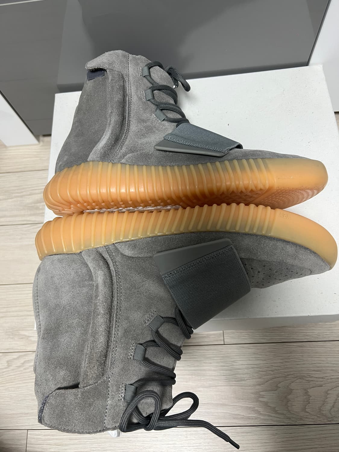 아디다스 이지 750 라이트 그레이 거의 새것(265) 상품이미지4