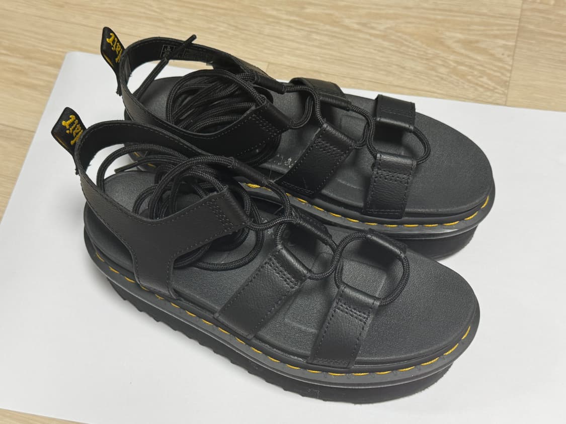 닥터마틴 나틸라 블랙 플랫폼 샌들 상품이미지2