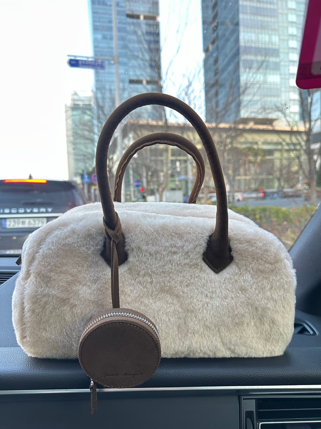 제이마크뉴욕 퍼 토트백 상품이미지4