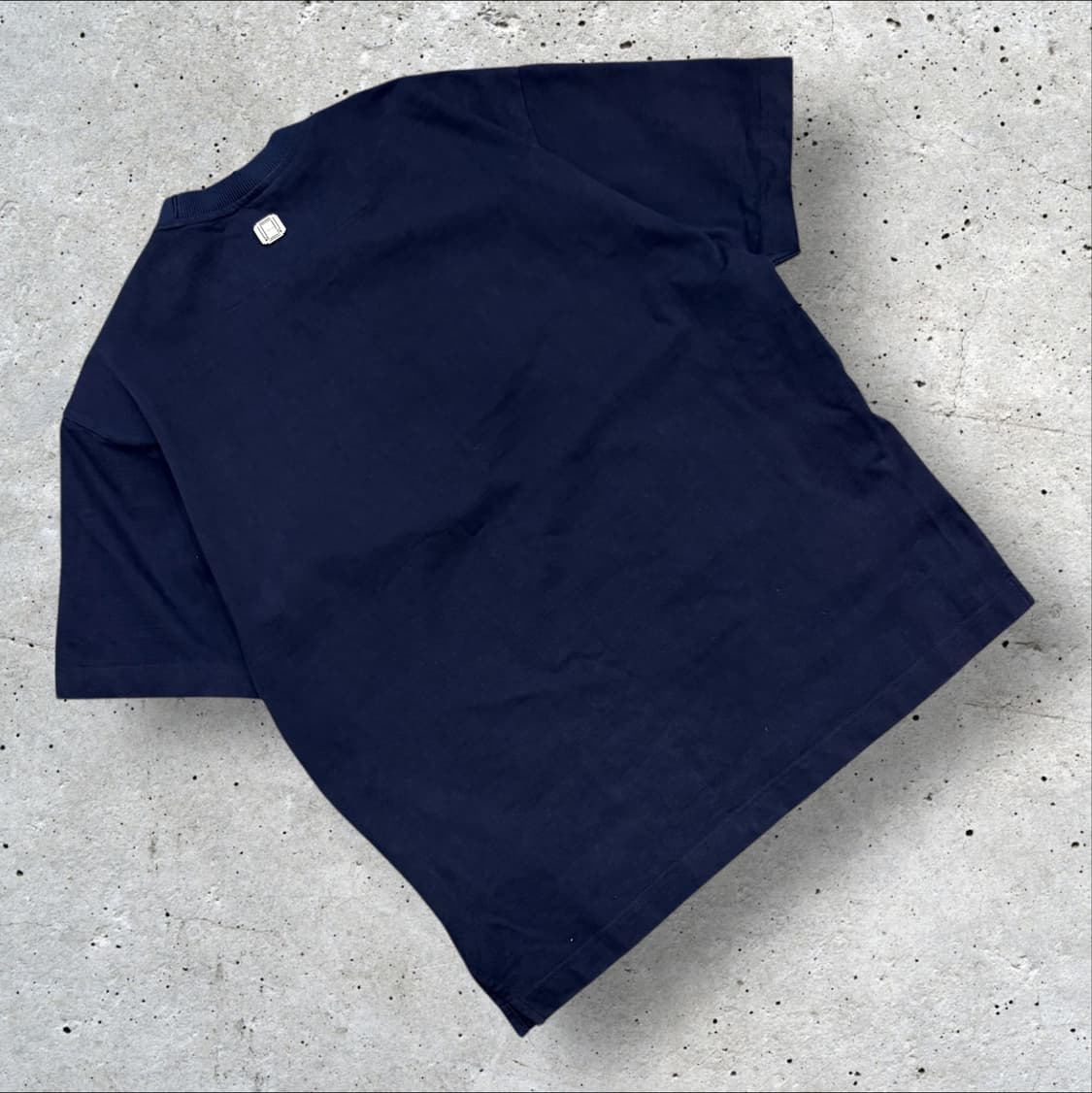 [46] 22ss 솔리드옴므 반팔 티셔츠 네이비 B662 상품이미지2