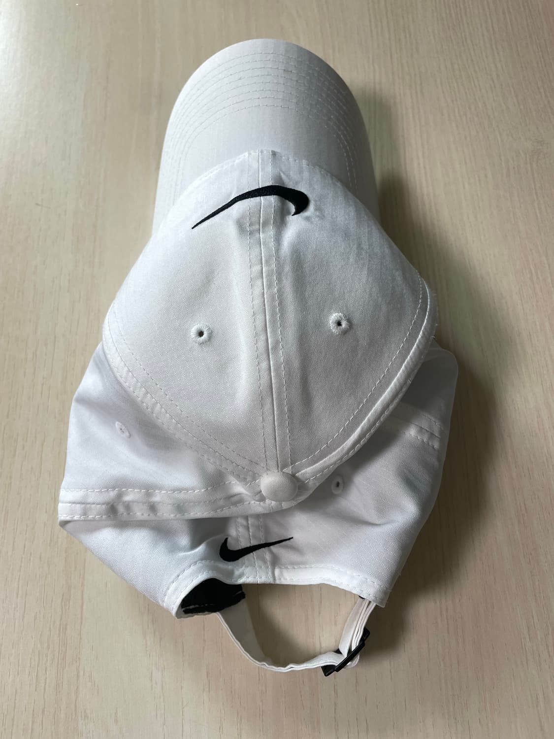 [F]나이키 화이트 볼캡 상품이미지2