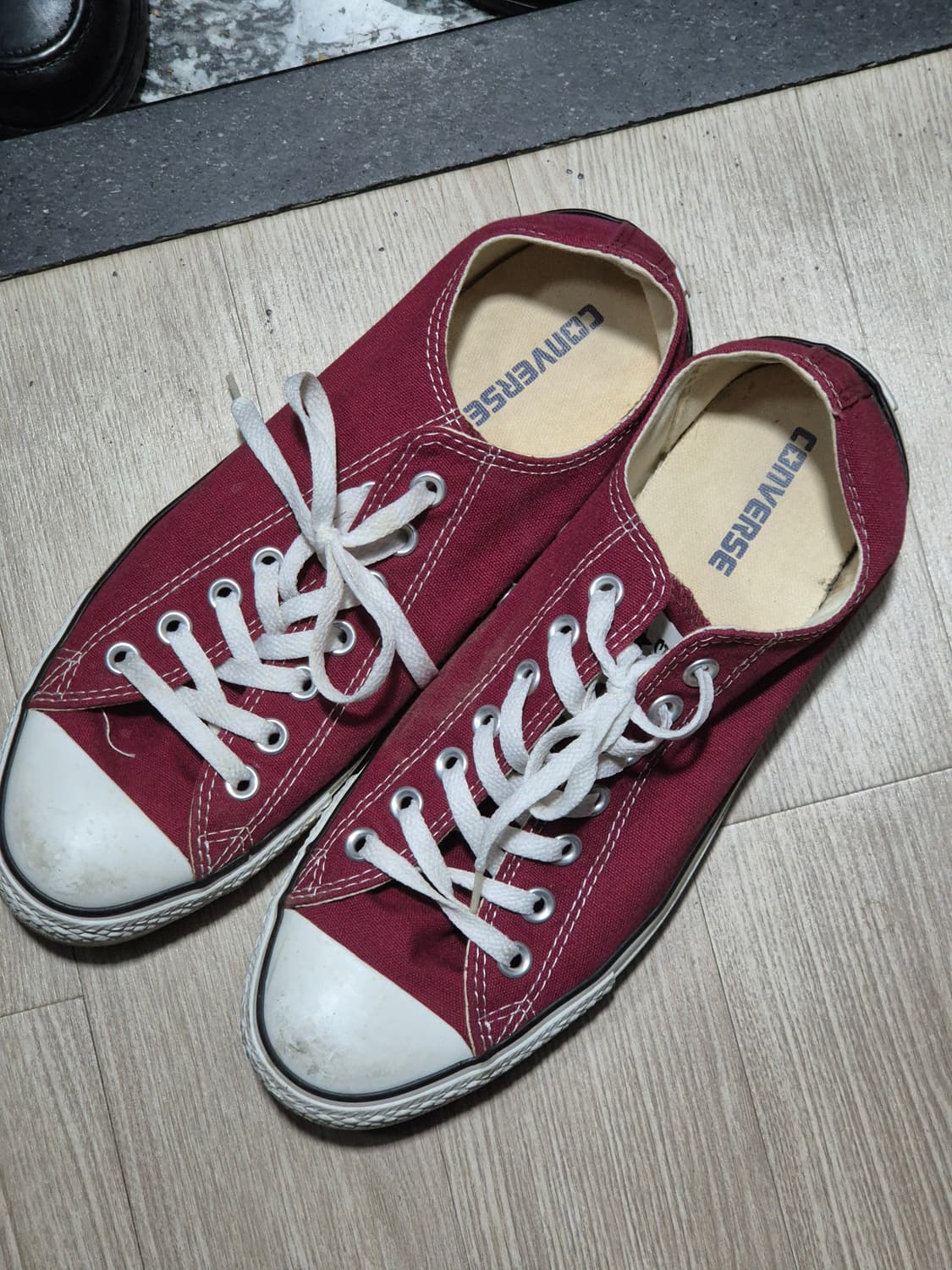 컨버스 버건디 색상 280 상품이미지1