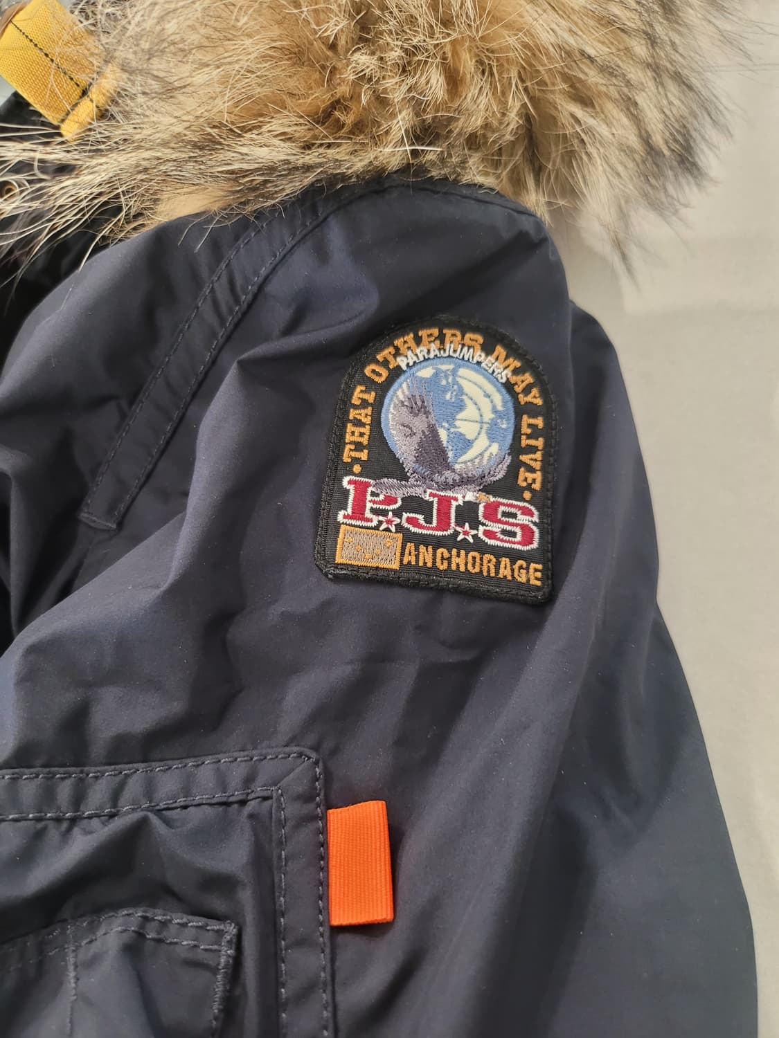 XL 파라점퍼스 라이트핸드 라이트 패딩  상품이미지8