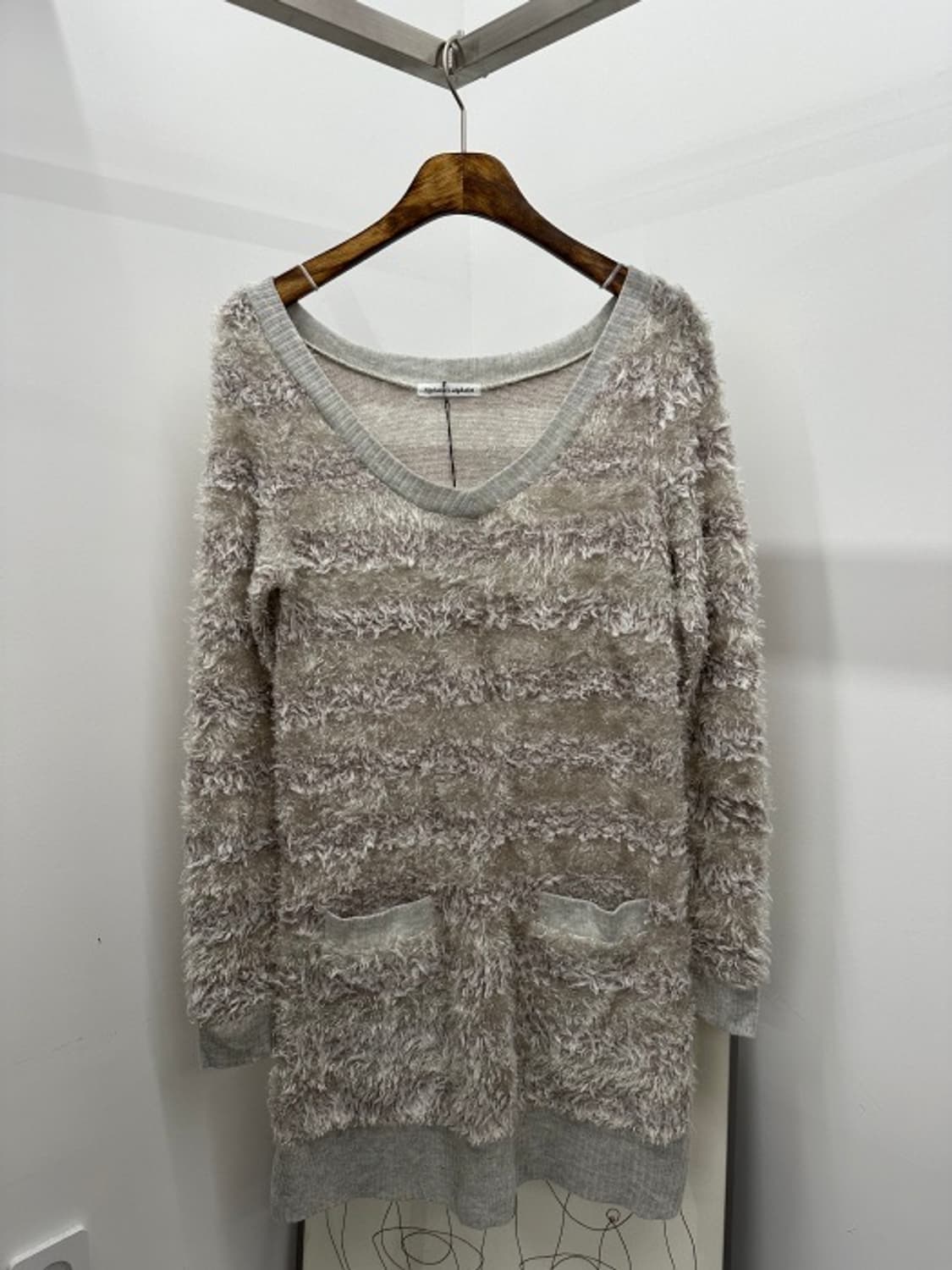 Alphabets alphabet knit one piece 상품이미지1