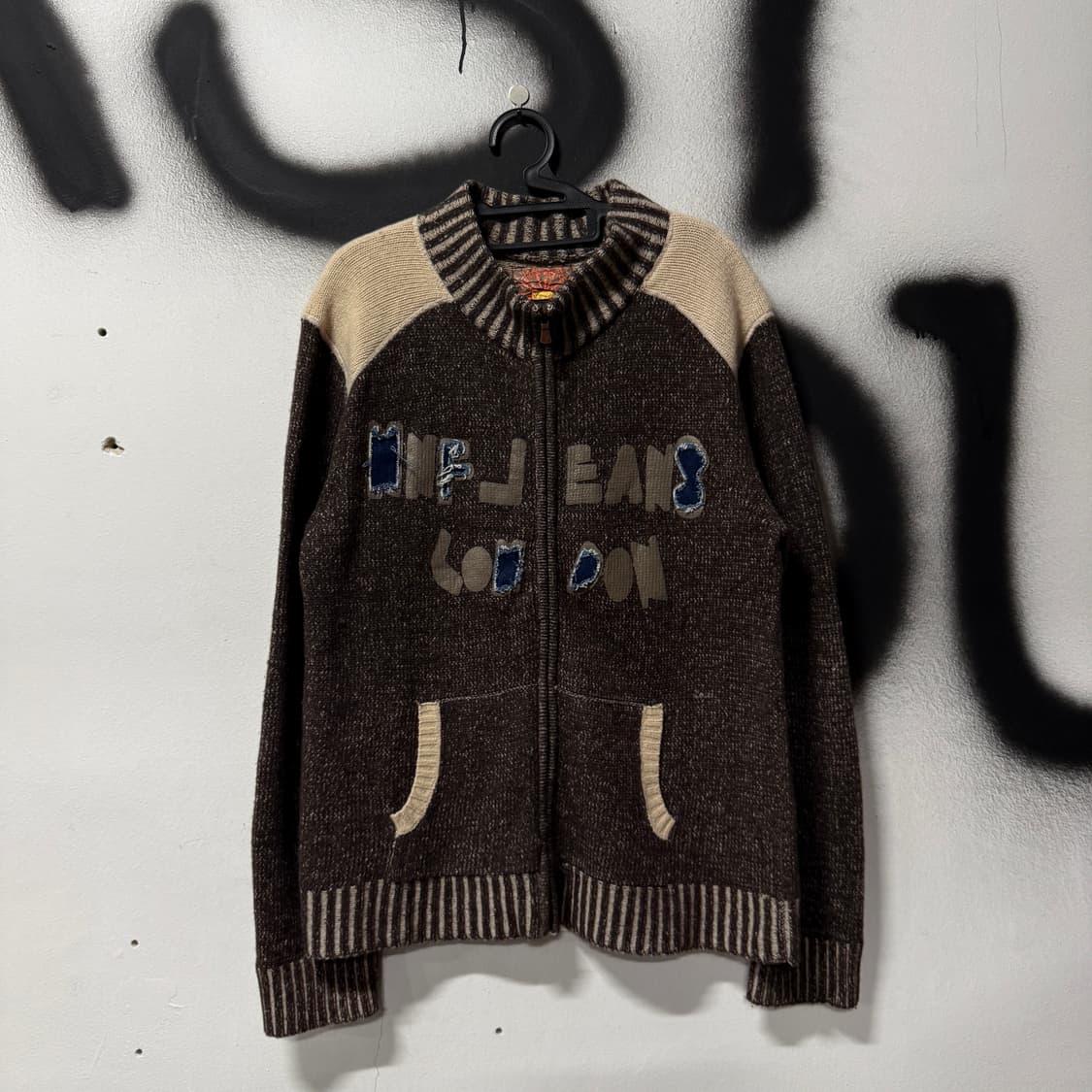 VTG 빈티지 멀티 패치 디테일 그런지 램스울 집업 니트 브라운 상품이미지1