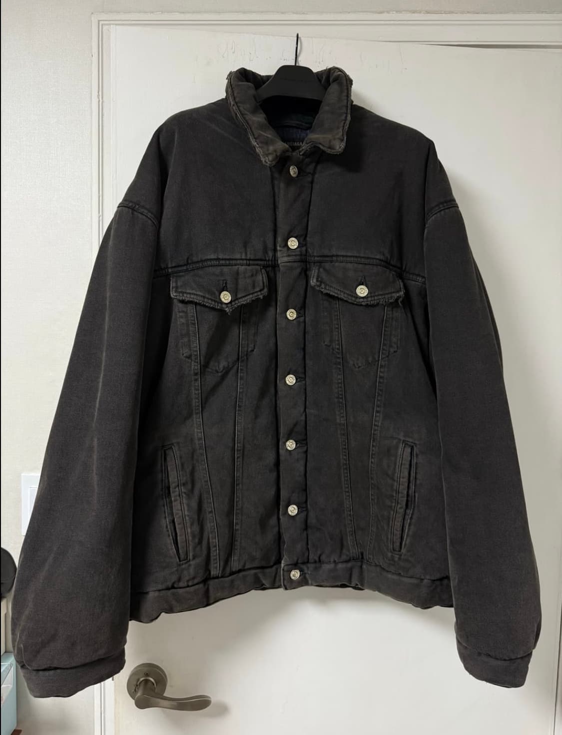 발렌시아가 데님 패딩 자켓 급처 상품이미지4