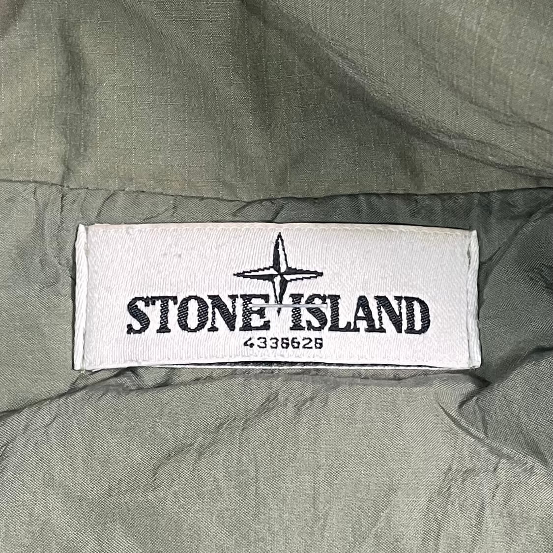 스톤아일랜드 카키 코튼/나일론 립스탑 다운 패딩 상품이미지8