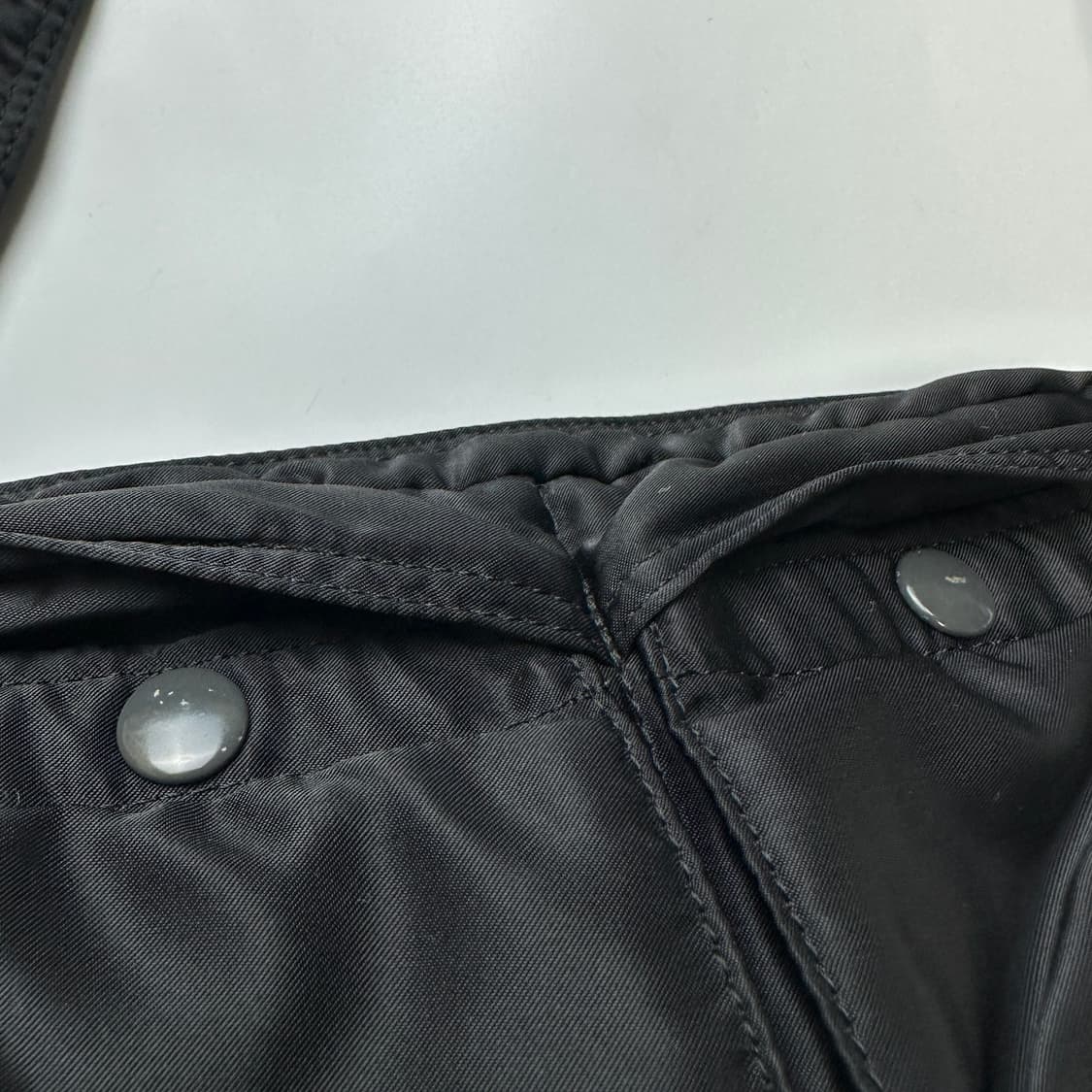 PORTER TANKER SHOULDER BAG 포터 탱커 숄더백 상품이미지4