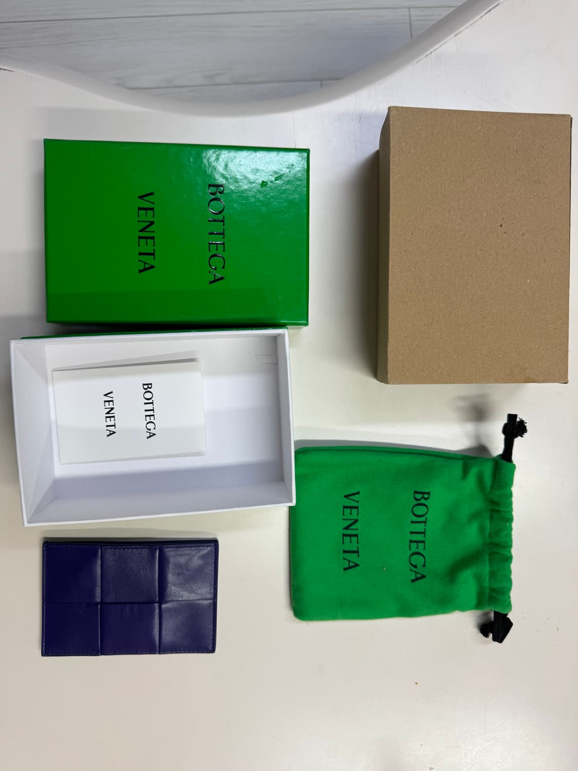 정품 보테가베네타 카세트 카드지갑 새제품 상품이미지4