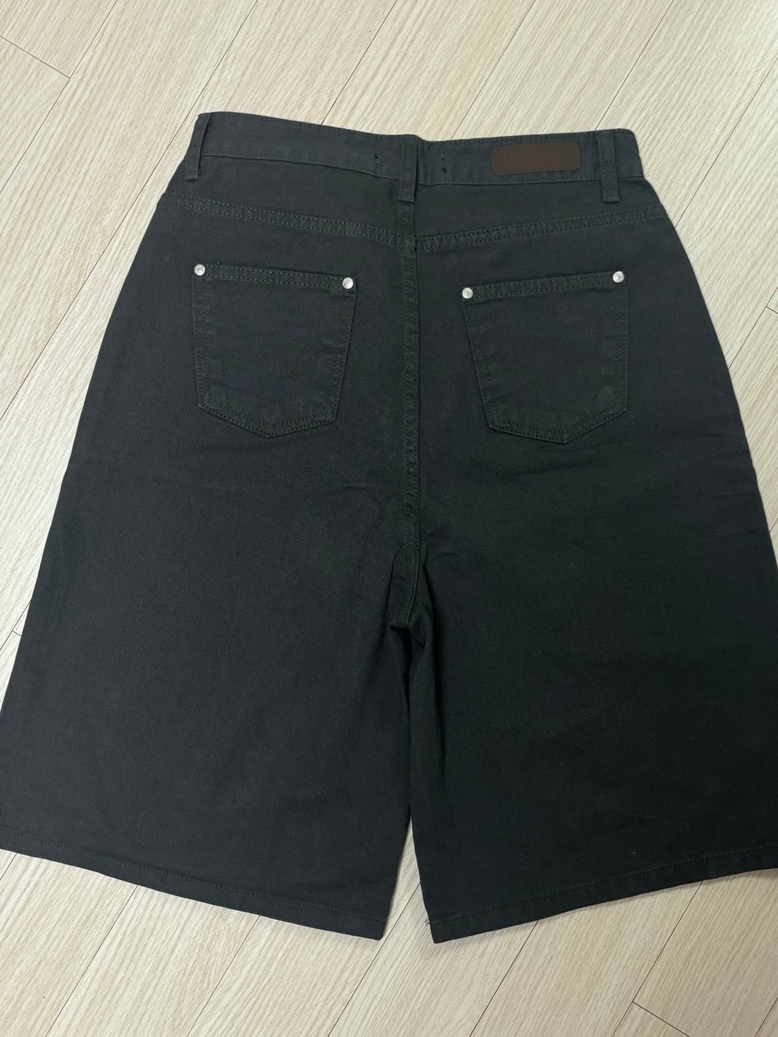 오헤시오 BERMUDA COTTON PANTS, CHARCOAL 버뮤다 상품이미지7