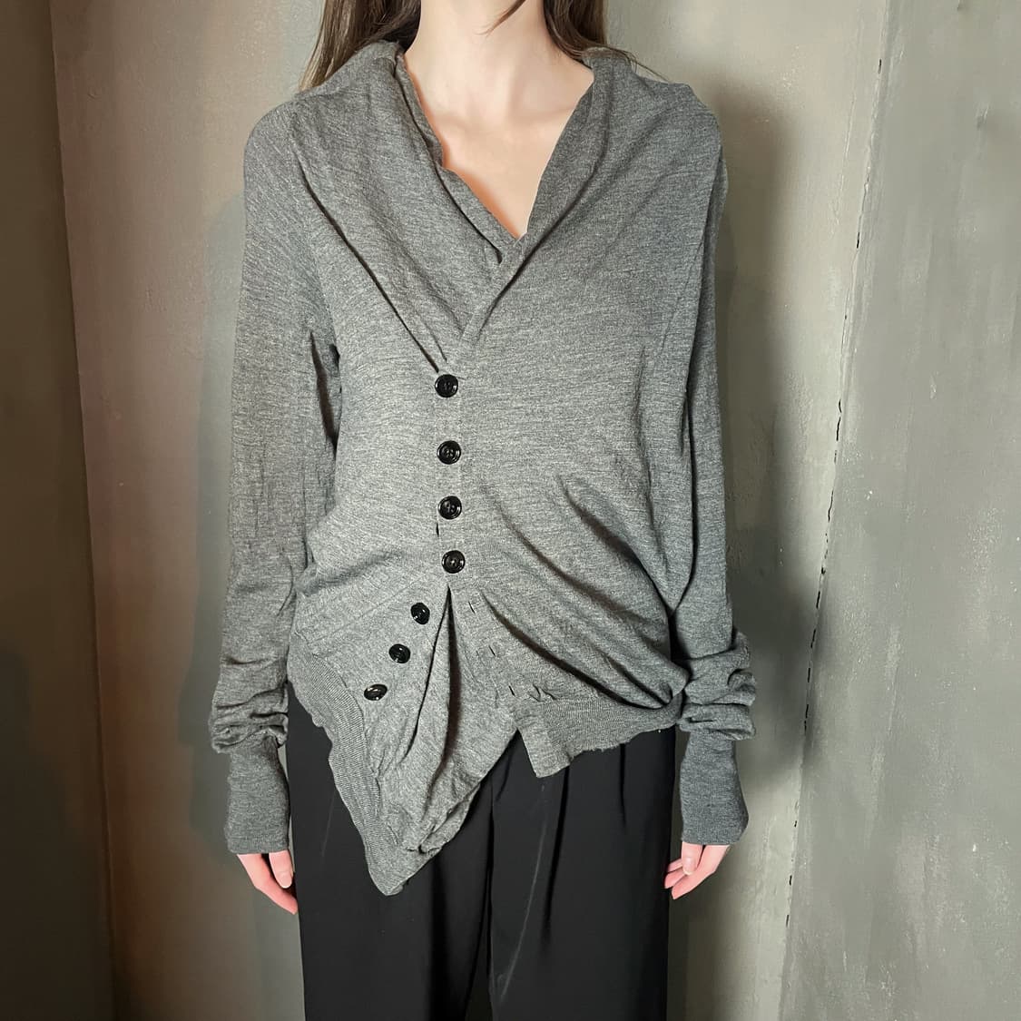 00s 알렉산더 맥퀸 비대칭 숄칼라 가디건  상품이미지3