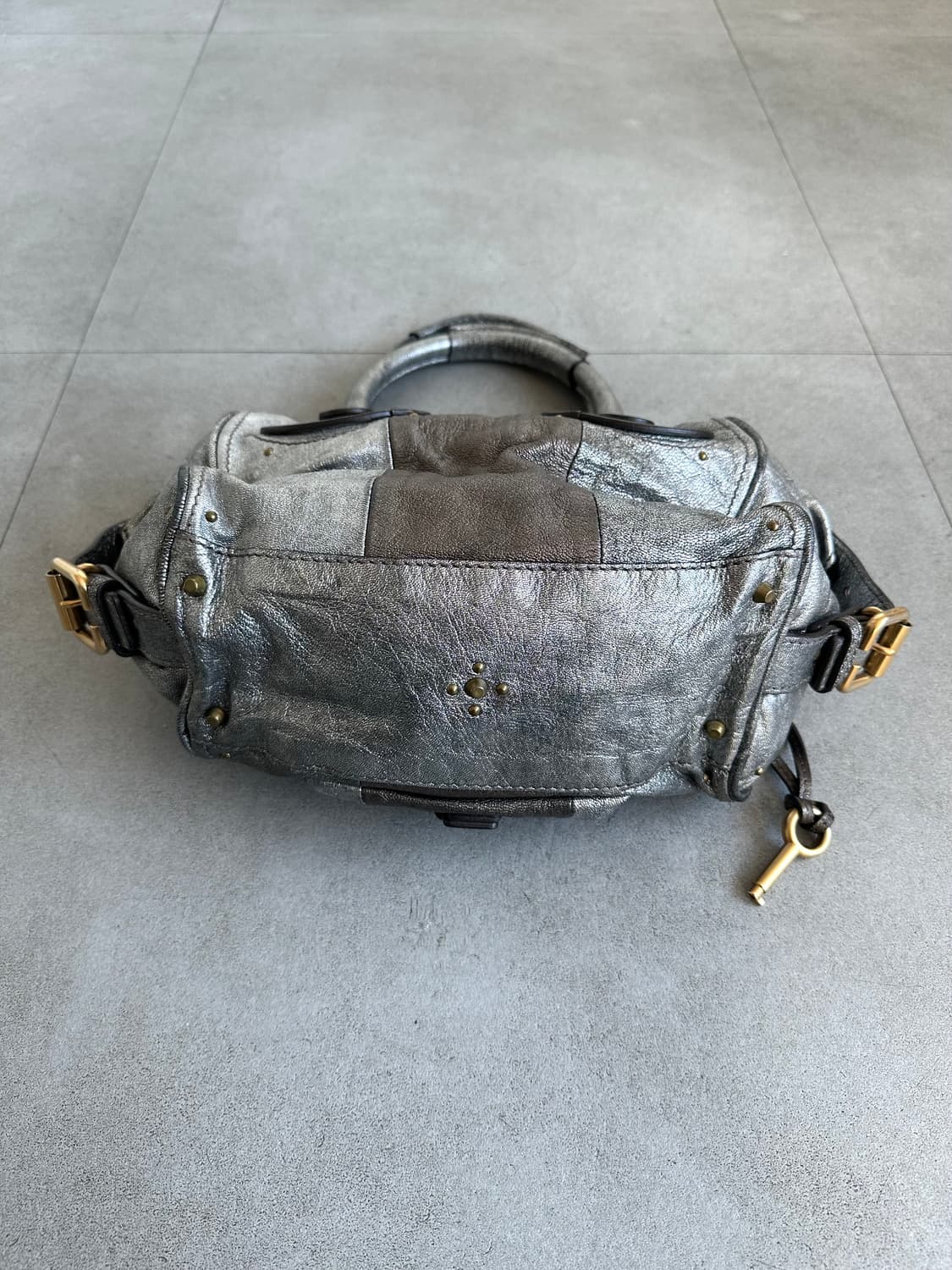 끌로에 패딩턴 실버 숄더백 상품이미지7