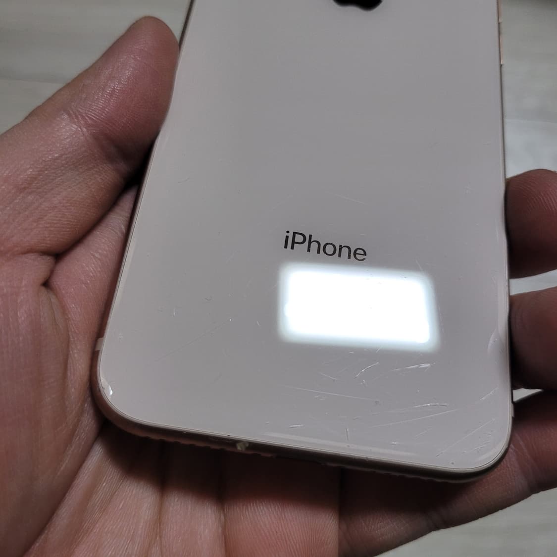 애플 아이폰8 64기가 상품이미지3