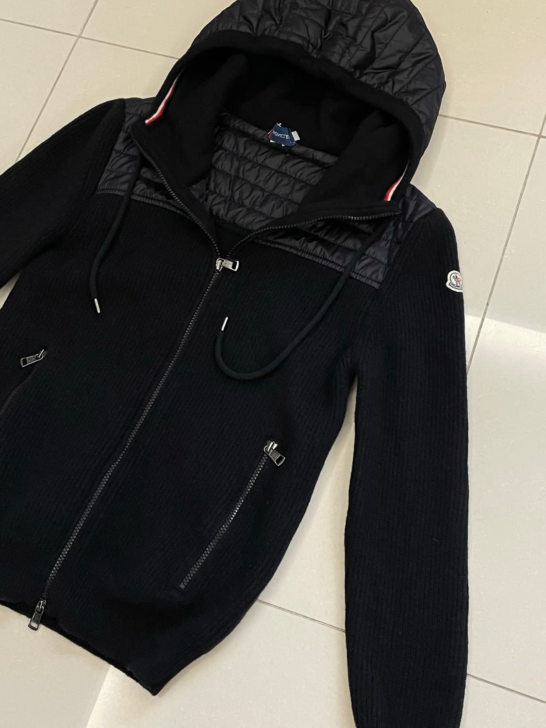 몽클레어 니트패딩 상품이미지1