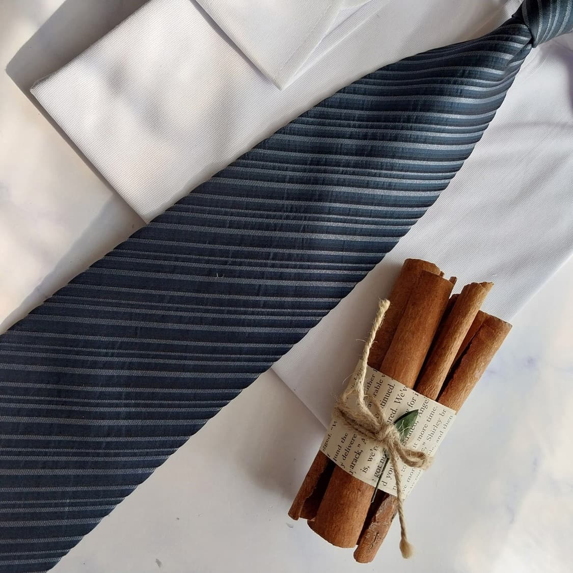 니나리치 실크 네이비 스트라이프 넥타이 9.5cm A+등급 K2382
 상품이미지6