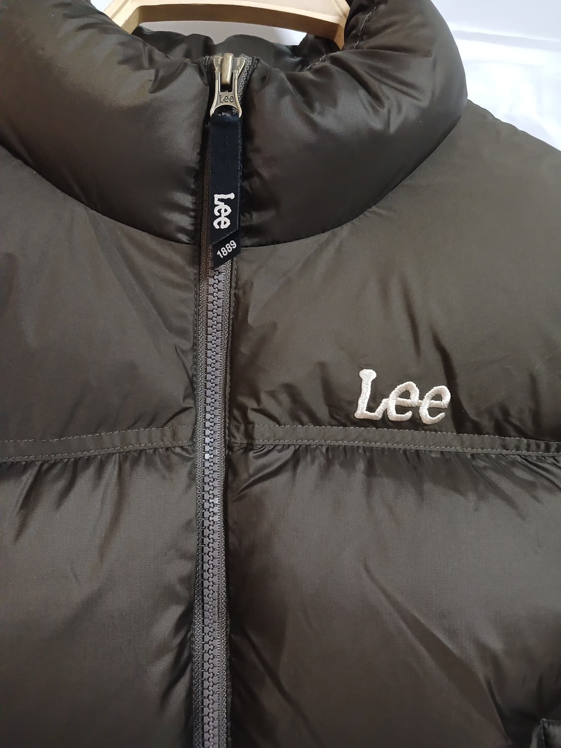 (새상품,S,90)Lee 리 우먼 크롭 숏 다운 브라운 상품이미지4