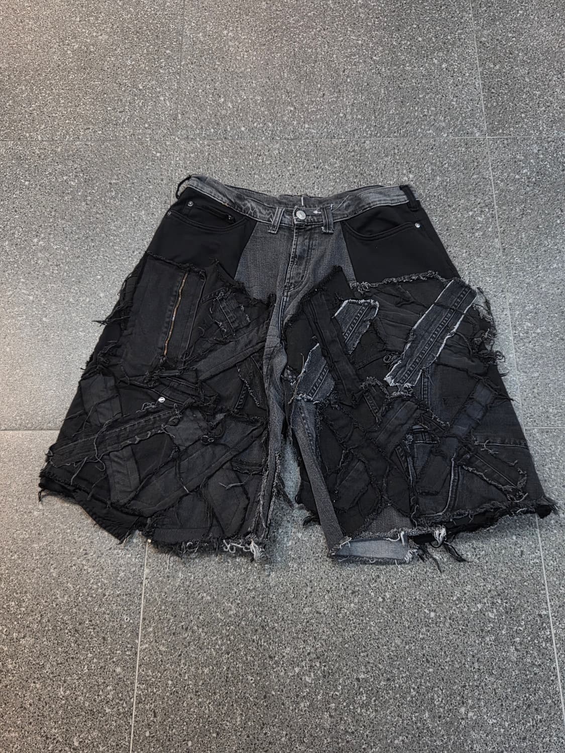 리메이크 흑청 패치 버뮤다팬츠 상품이미지2