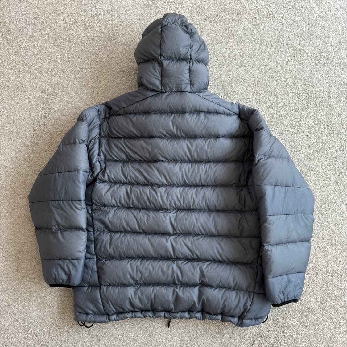 모이프 헬리움 후드 경량 구스다운 패딩 자켓 2사이즈 M 상품이미지3