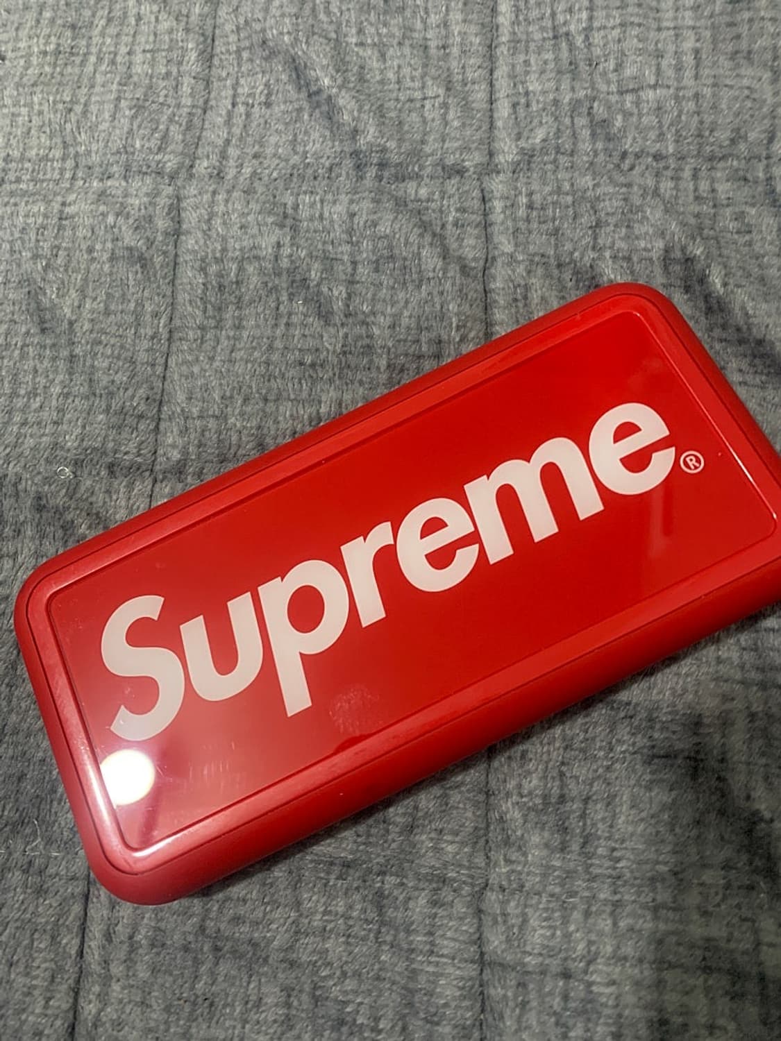 슈프림 모피 보조배터리 상품이미지2