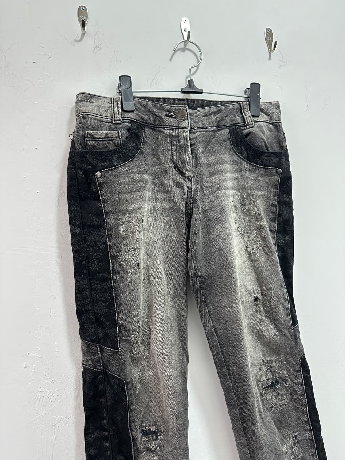 D.Demoo black distressed denim pants 상품이미지4