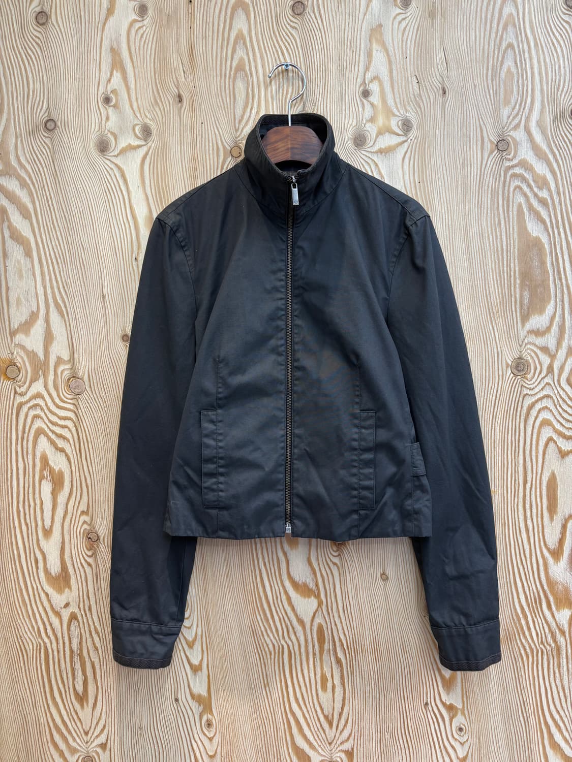 아르마니 익스체인지 코티드 하이넥 크롭 집업 상품이미지1