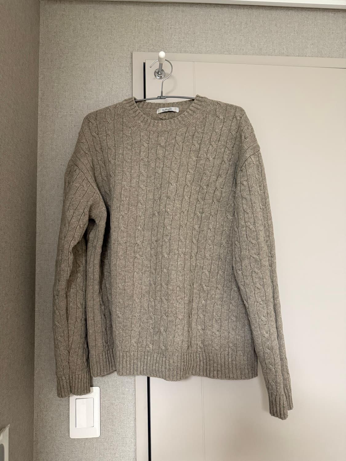 b.muse 비뮤즈 케이블 니트 브라운 상품이미지1