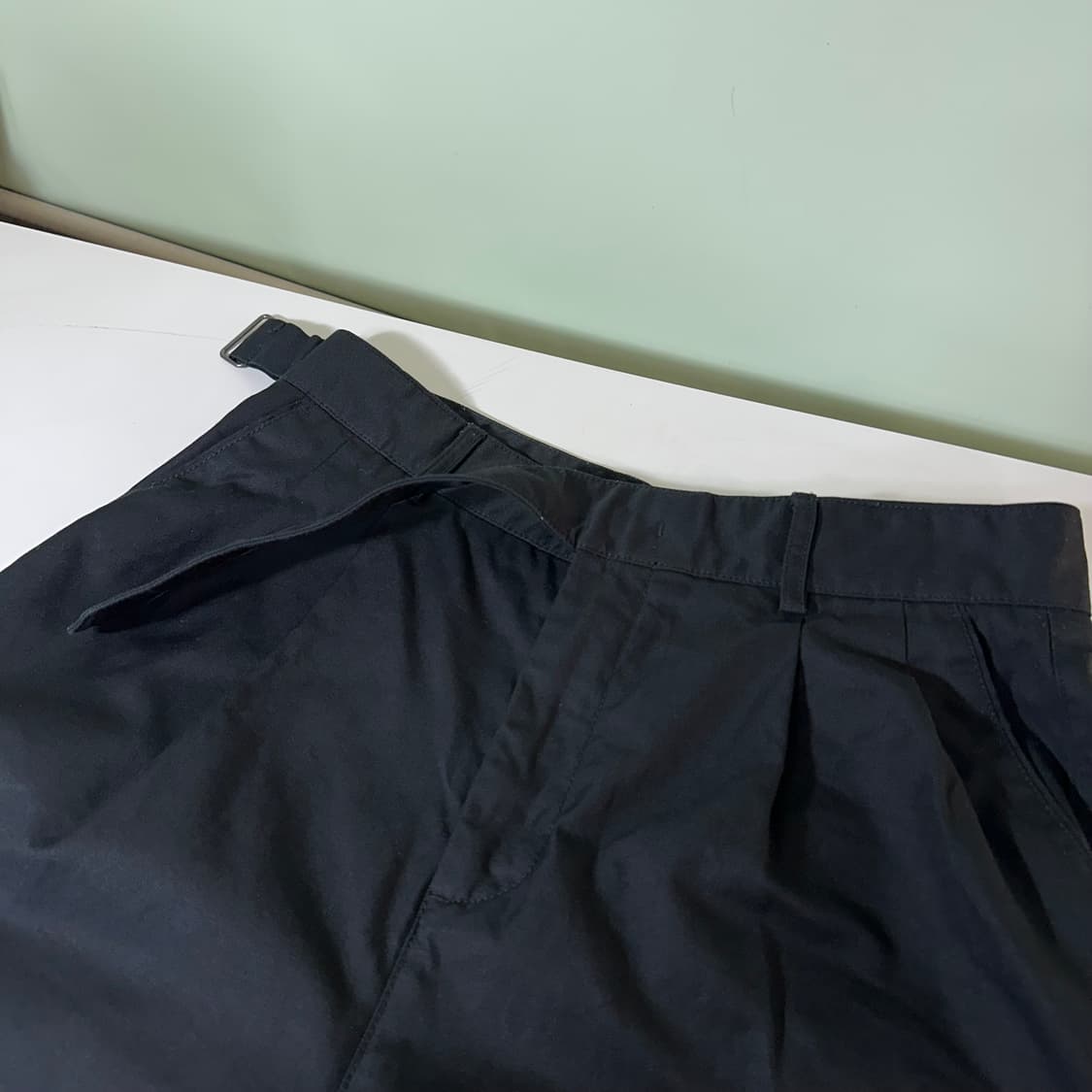 M 무신사스탠다드 투턱 치노반바지 버클쇼츠 상품이미지2