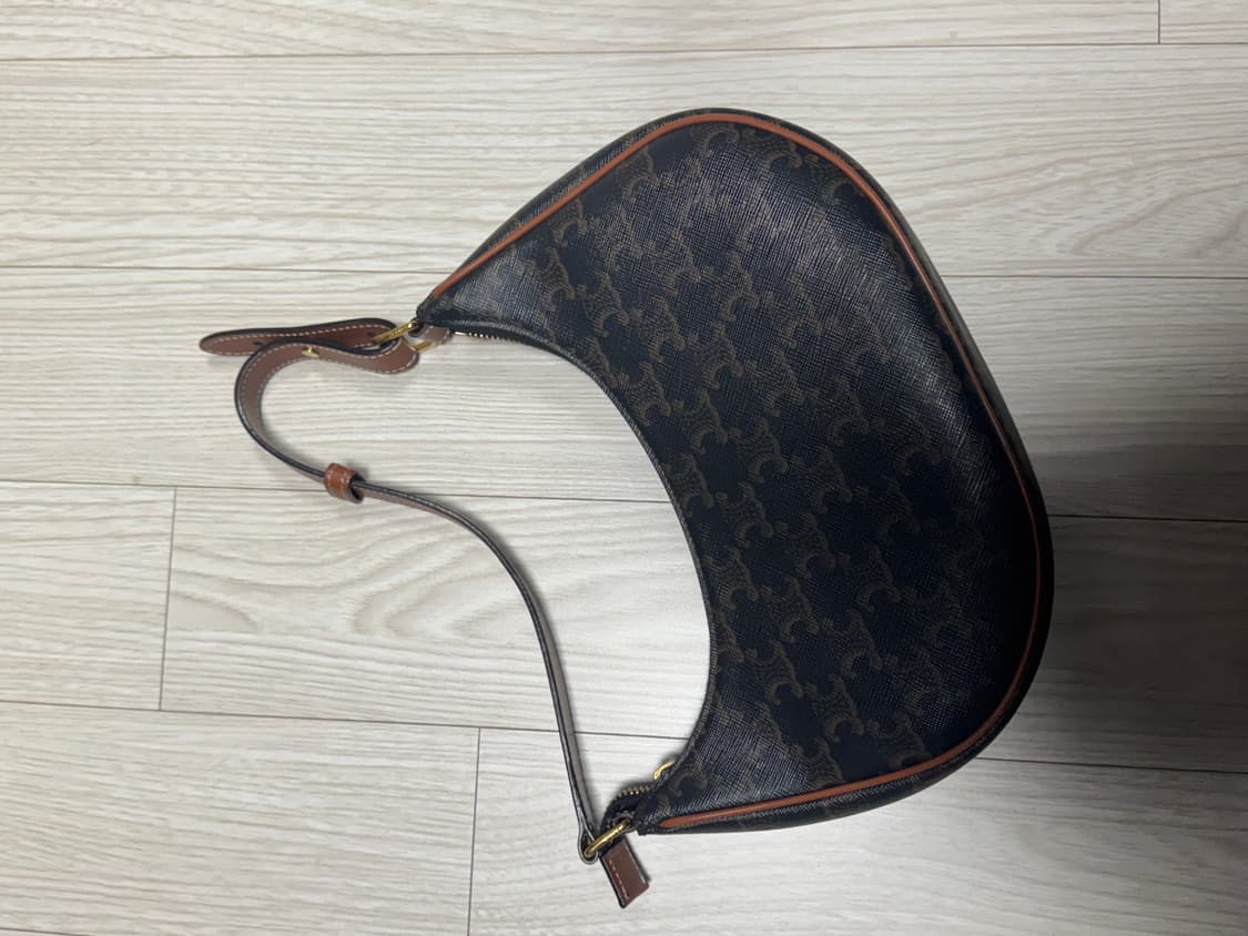 셀린느 아바호보백 상품이미지1