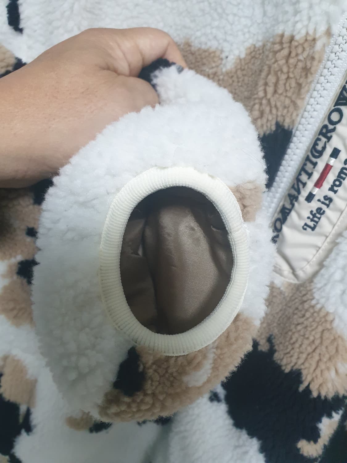 로맨틱크라운 클라우드 플리스 자켓_오트밀 상품이미지6