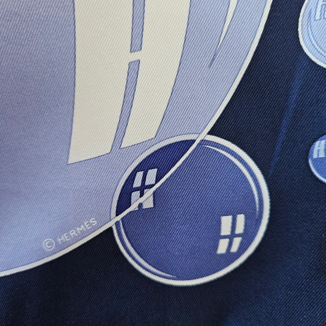 에르메스 실크스카프 90 Bal de Bulles 상품이미지5