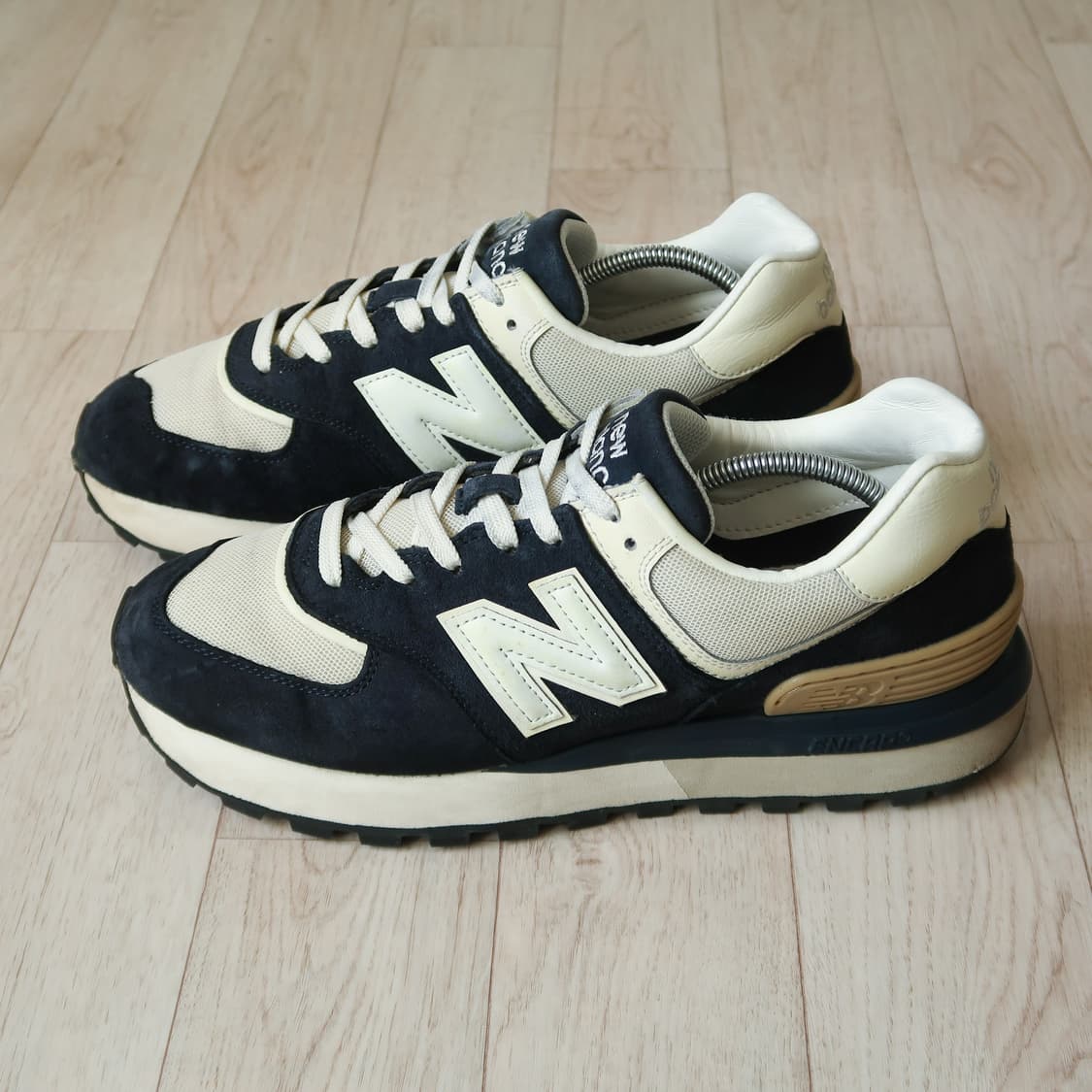 뉴발란스 574 레거시 네이비 블루 상품이미지1