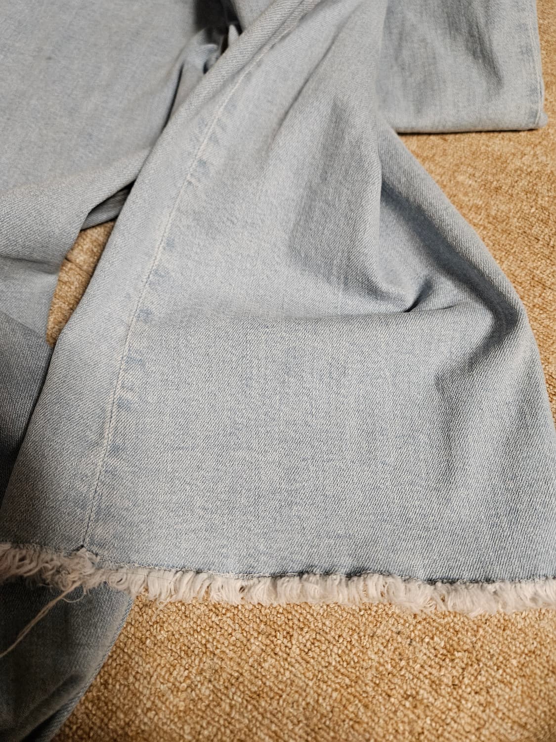 앤아더스토리즈 연청 와이드 데님 상품이미지4