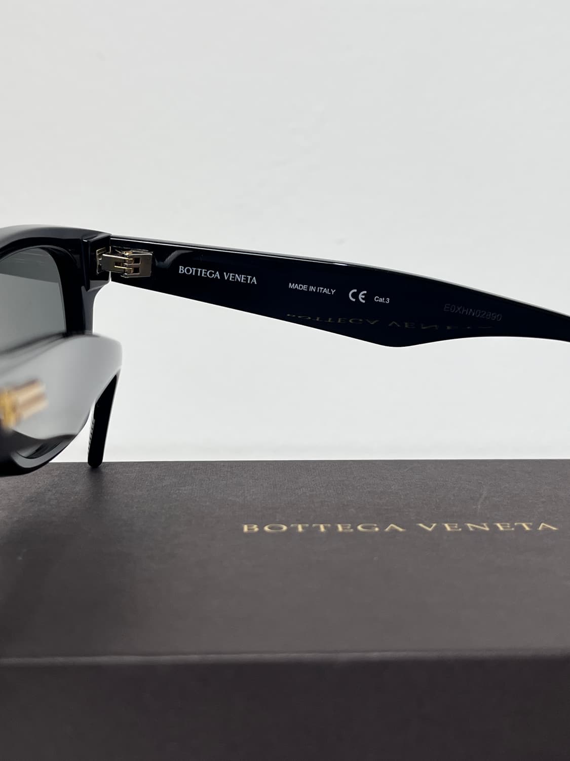 보테가 바네타 선글라스 상품이미지4