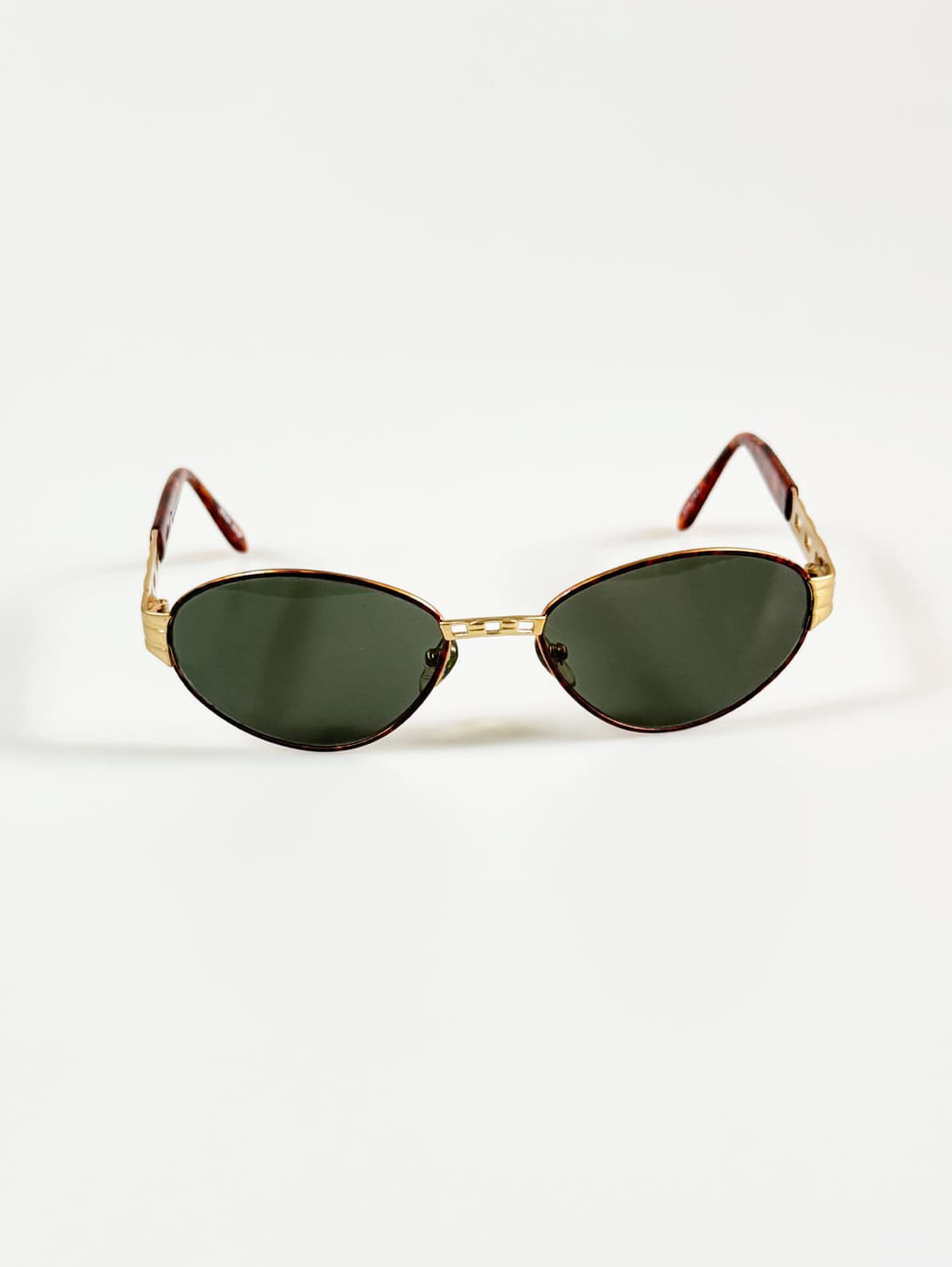 90s KINE 골드 슬림 오벌 메탈 프레임 빈티지 선글라스 상품이미지1