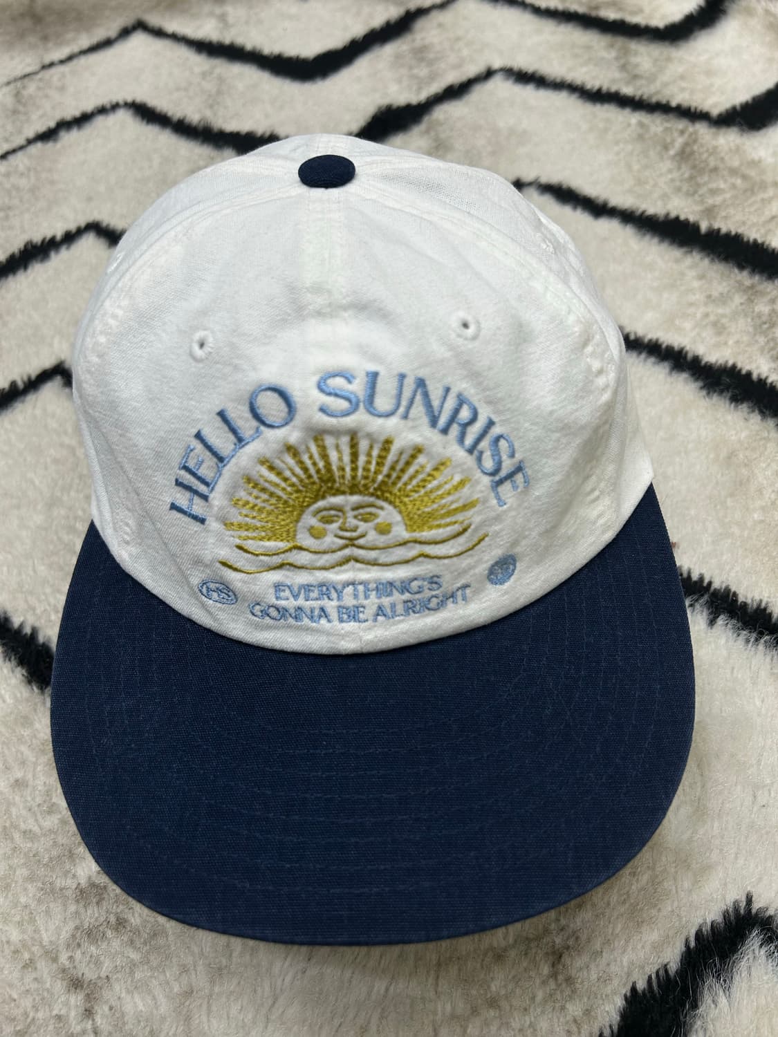 헬로선라이즈 6패널 캡/화이트네이비 상품이미지2