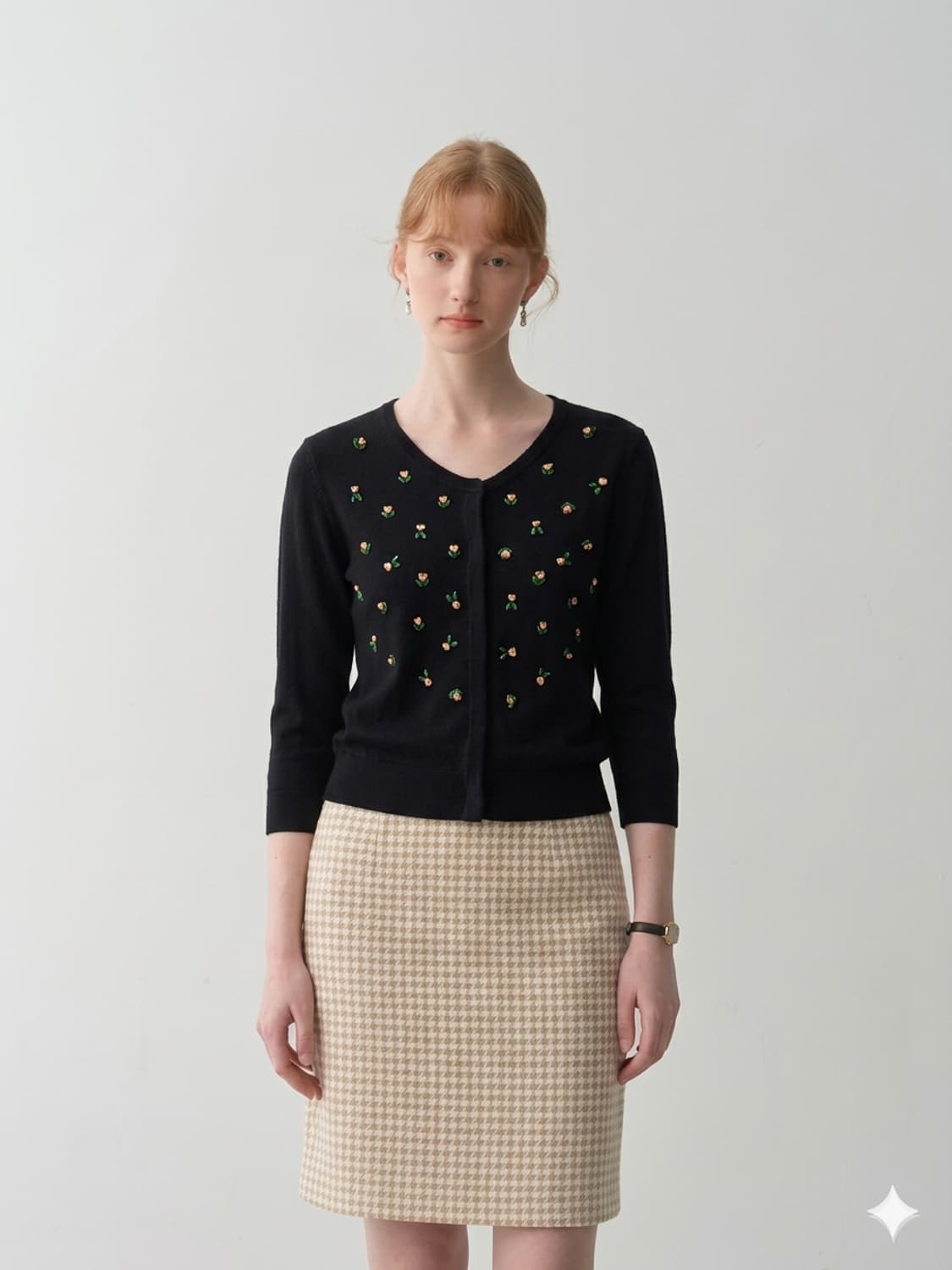 🌸 레니본 비즈 플라워 블랙 가디건 55-55반 | 로맨틱 봄 니트 상품이미지1